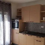 Luka Apartamento *