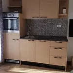 Luka * Podstrana