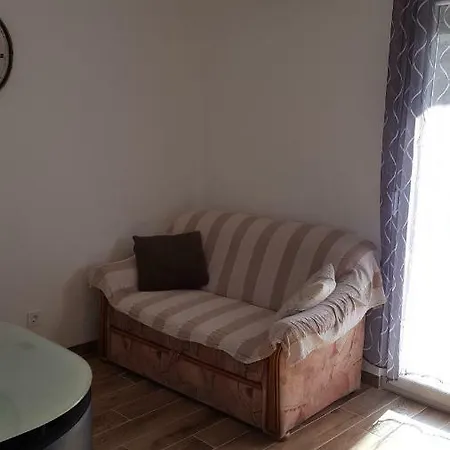 Luka Apartment